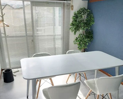 つなぐ司法書士事務所 相談スペース