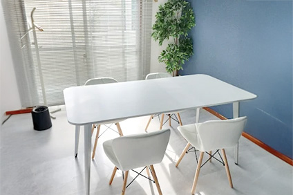 つなぐ司法書士事務所 室内